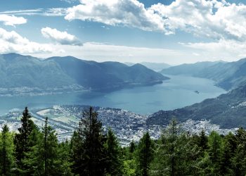 “Parole parole parole”