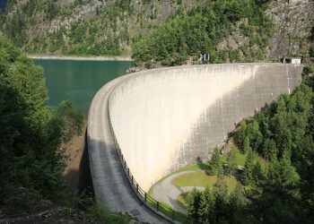 La Storia e il progresso della mobilità elettrica