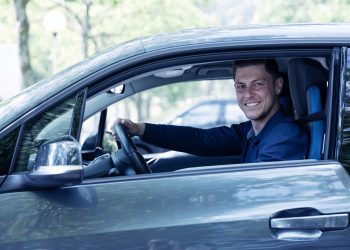 La mobilità elettrica conquista le strade